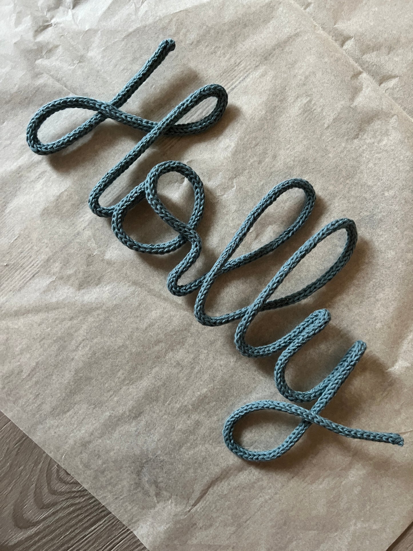 Eget navn i wireart