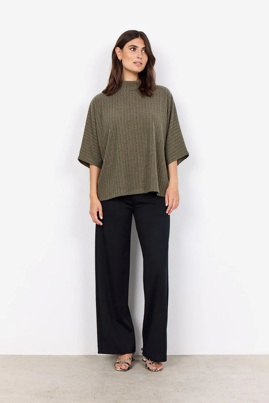 Bluse med nålestriber - oliven
