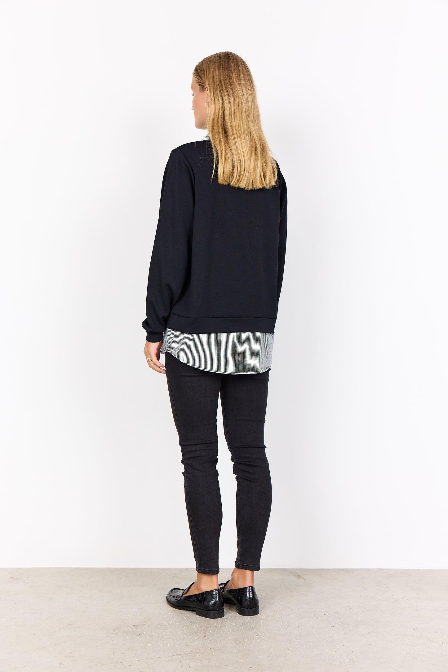 Sweatbluse med skjorte - sort